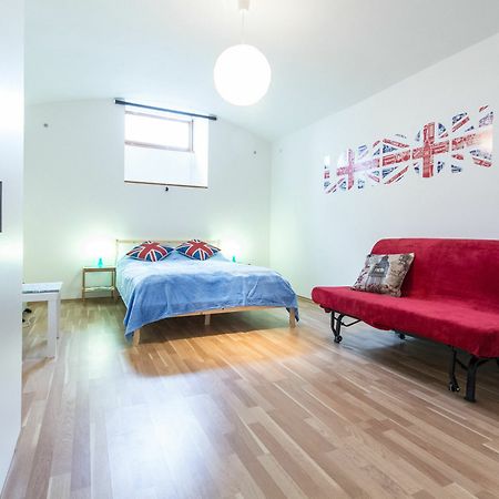 Apartment Slezska 58 ปราก ภายนอก รูปภาพ